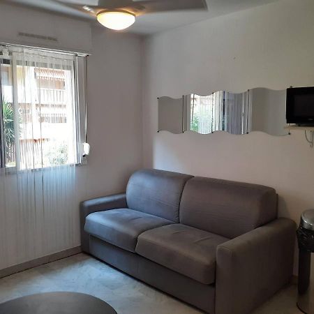 Studio Bord De Mer Nice Ouest Apartment Ngoại thất bức ảnh